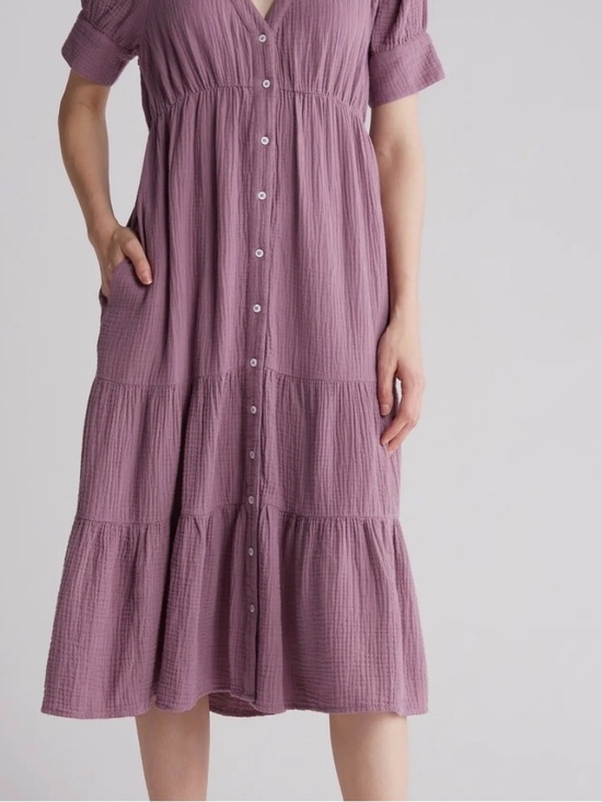 Madewell Dresses & Skirts - Madewell
Lightspun Tiered Button Front Midi
Dress-Mauve-Size 4